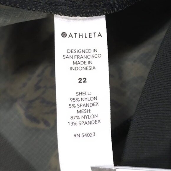 NWOT ATHLETA Terra Firma Olive Size 22 Trekkie North Printed Jogger UPF - Picture 13 of 14